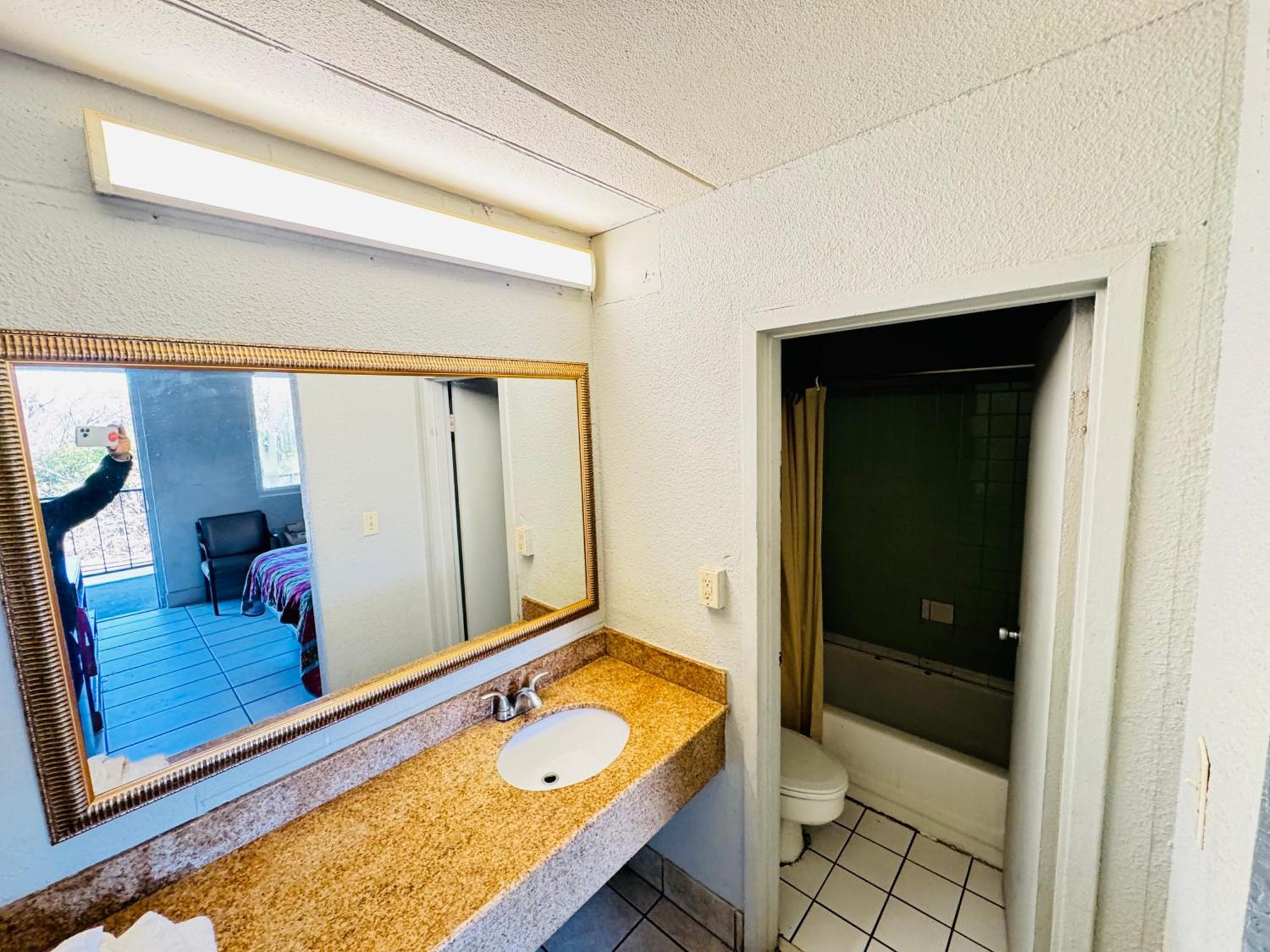 Cumberland Inn Near Downtown - Nashville, Tn מראה חיצוני תמונה